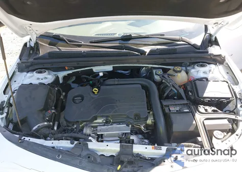 2022 Chevrolet Malibu Fwd Lt from USA, damaged, VIN 1G1ZD5ST9NF131313